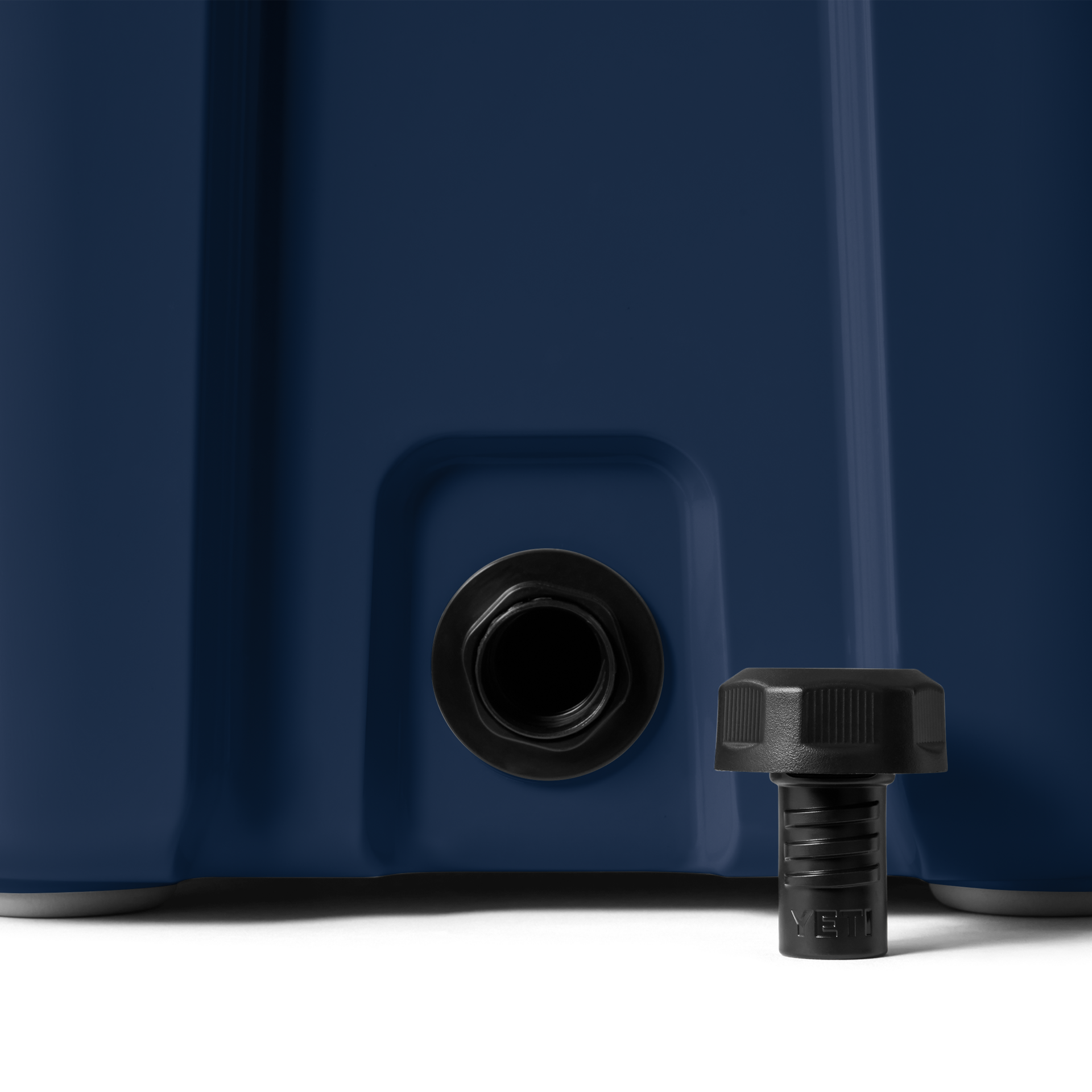 Roadie® 24 Hard Cooler - Image 9
